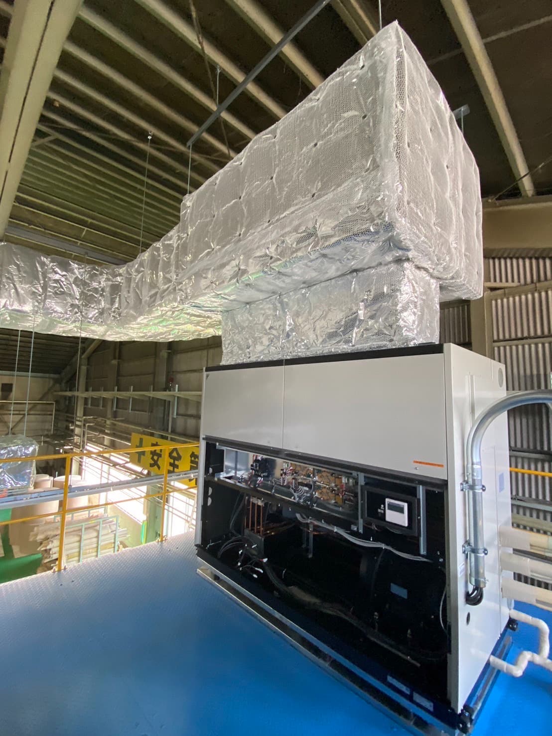 60HP 床置GHPパッケージエアコン新設工事の画像